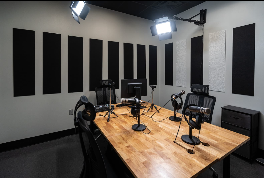 Podcast, Live, Conference, Tutorial, Editing and Many More with Fox Talks
